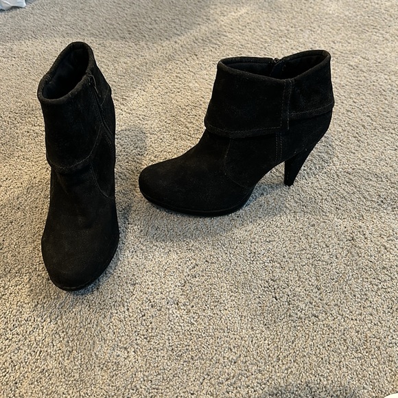 Black boots - Picture 2 of 4